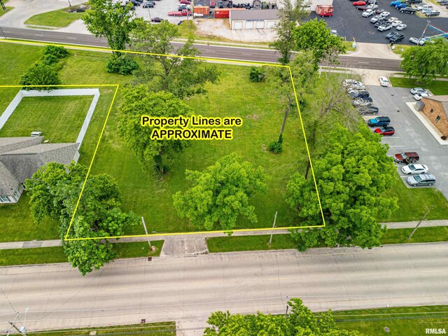 863 E Mccord St, Centralia, IL 62801