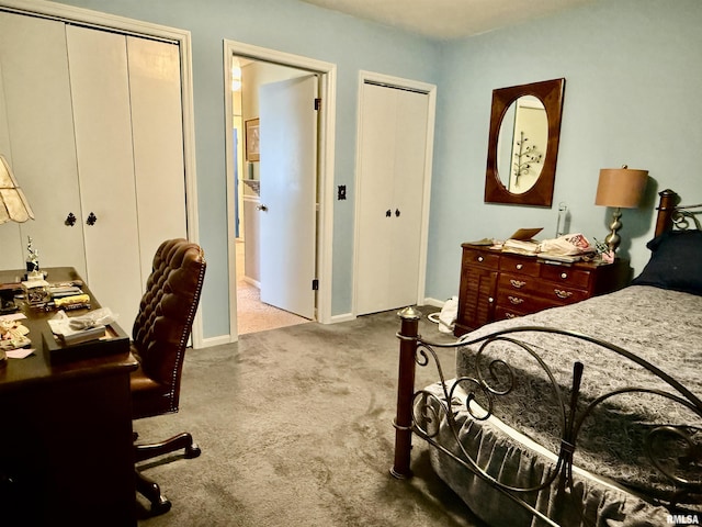 2016 Greenview St, Metropolis, IL 62960 - carpeted bedroom with a desk