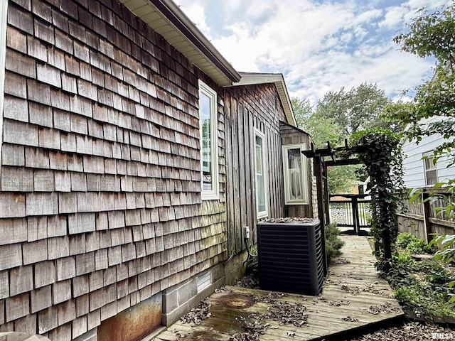2016 Greenview St, Metropolis, IL 62960 - view of side of property with central AC and a deck