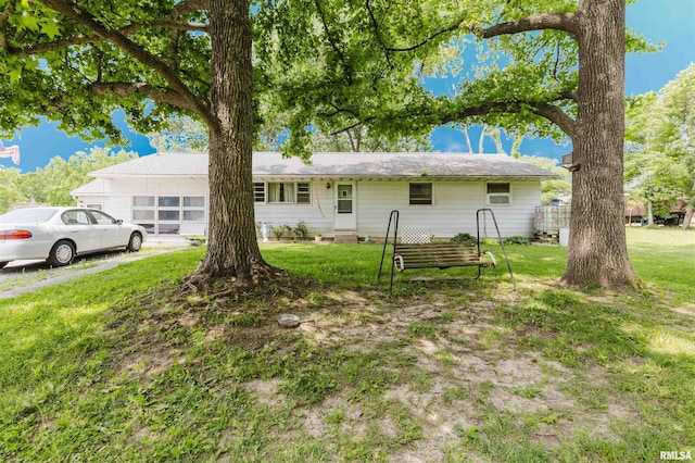 2601 Nielson Crossing Rd, Marion, IL 62959 - view of front of property with a front lawn