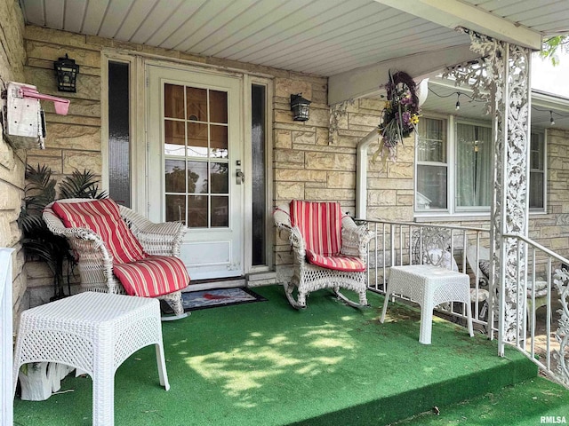 1011 W Goodall St, Marion, IL 62959 - view of covered porch