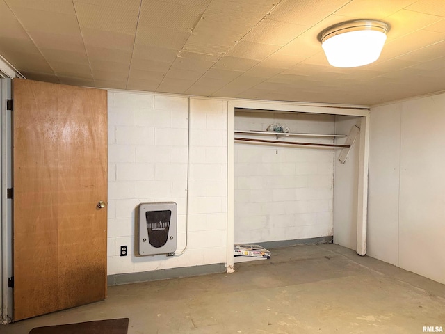 1011 W Goodall St, Marion, IL 62959 - finished below grade area with heating unit
