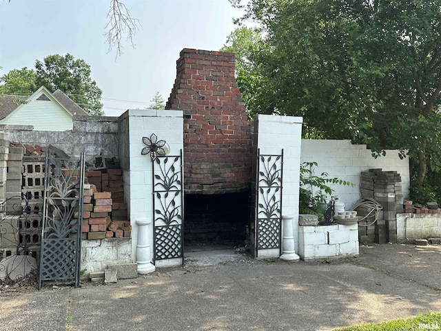 1011 W Goodall St, Marion, IL 62959 - view of gate