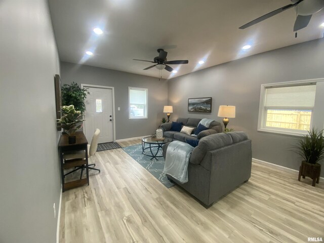 421 N 10th St, Benton, IL 62812 - living area with a ceiling fan, light wood finished floors, baseboards, and recessed lighting