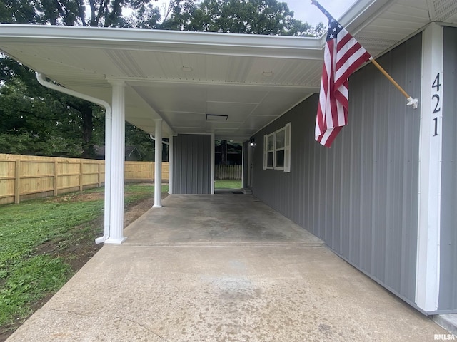 421 N 10th St, Benton, IL 62812 - view of car parking featuring a carport and driveway