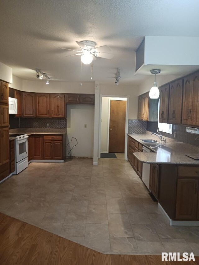 206 W Maryland St, Zeigler, IL 62999 - photo 7