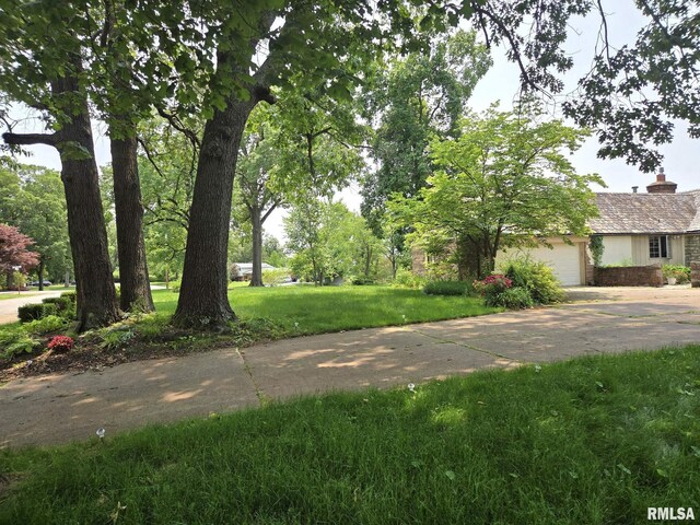 355 N Lakeview Dr, Salem, IL 62881 - photo 25