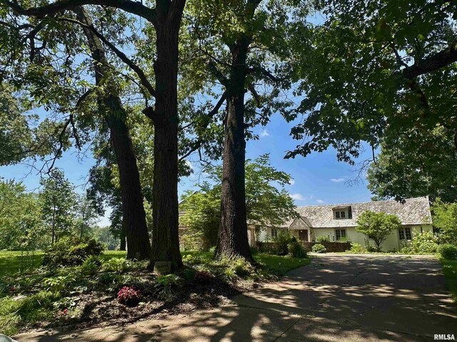 355 N Lakeview Dr, Salem, IL 62881 - photo 27