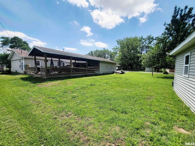 100 Stable Dr, Carterville, IL 62918 - view of green lawn featuring a deck