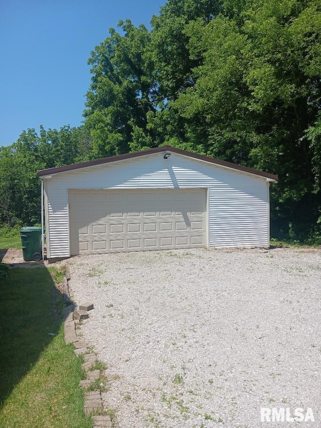 2623 Kk Rd, Waterloo, IL 62298 - view of detached garage