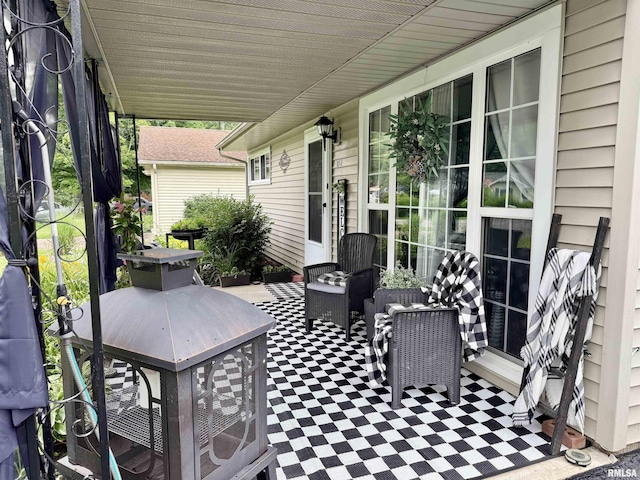 302 Lindsey Ave, Metropolis, IL 62960 - photo 2