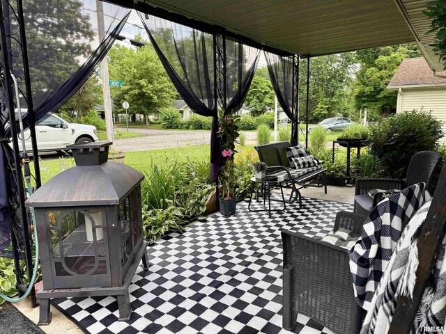 302 Lindsey Ave, Metropolis, IL 62960 - photo 3