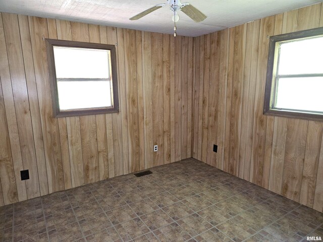 1233 W Harrison Rd, Murphysboro, IL 62966 - photo 20