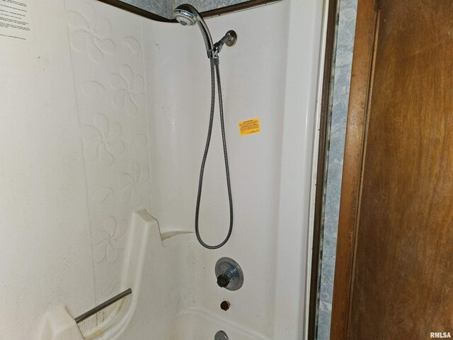 1233 W Harrison Rd, Murphysboro, IL 62966 - photo 23
