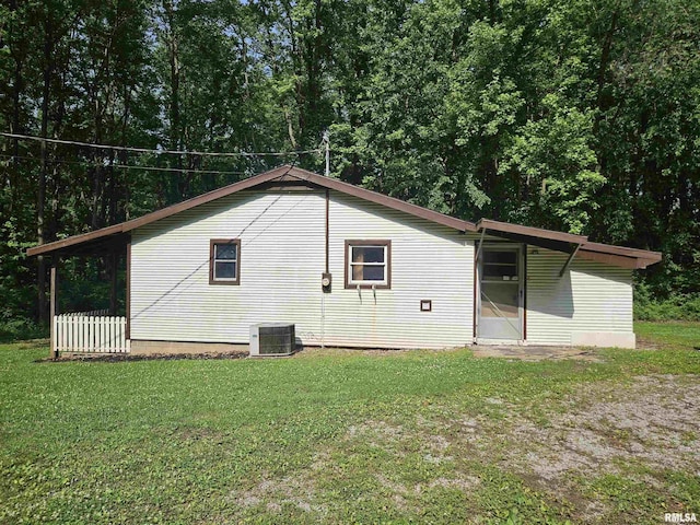1233 W Harrison Rd, Murphysboro, IL 62966 - photo 4