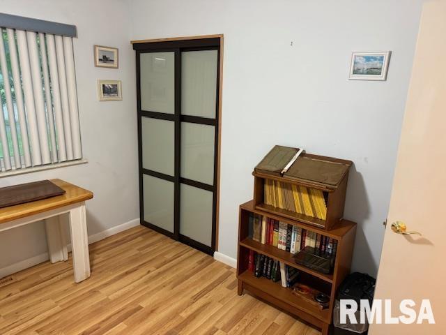 1700 W Taylor Dr, Carbondale, IL 62901 - sitting room featuring wood finished floors and baseboards