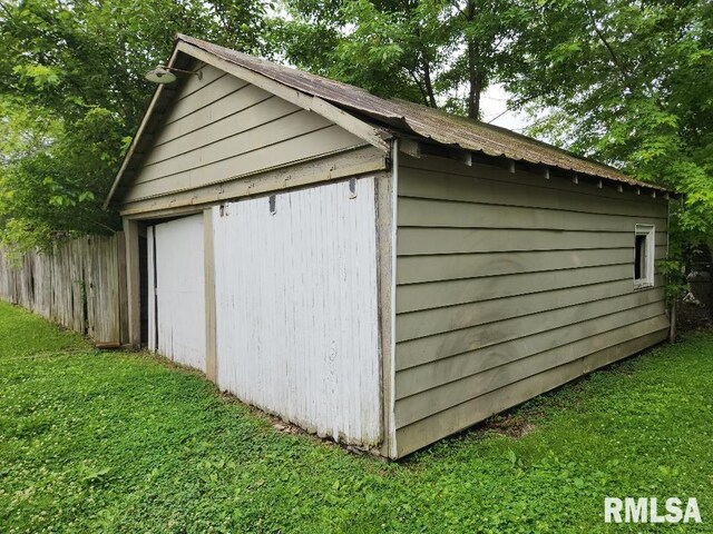630 Church St, Xenia, IL 62899 - photo 8