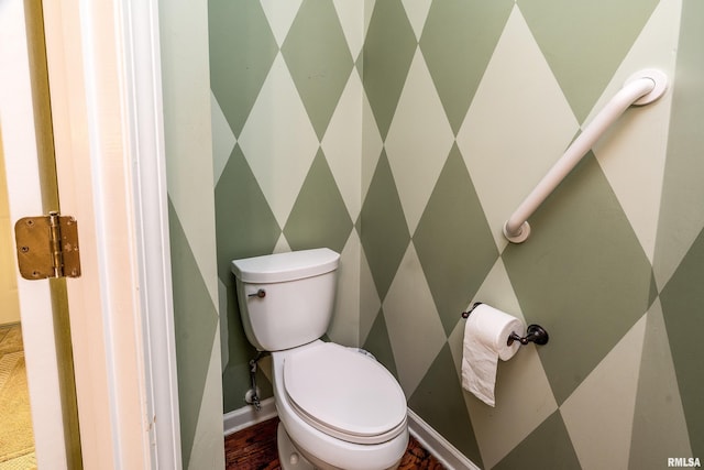 1803 N Dawn Dr, Marion, IL 62959 - bathroom featuring toilet and baseboards