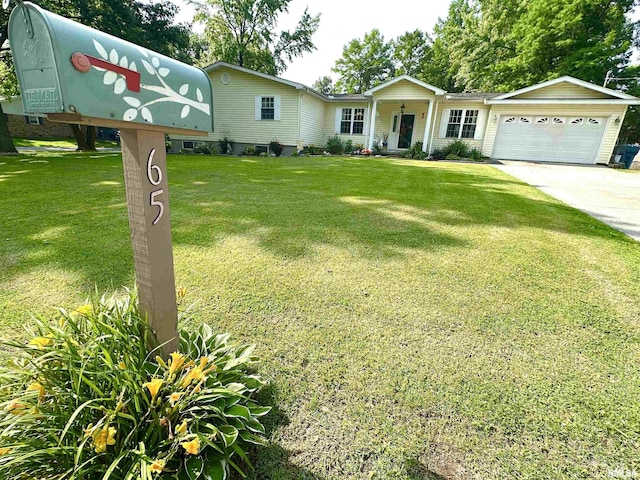 65 Sherwood Dr, Centralia, IL 62801 - photo 2