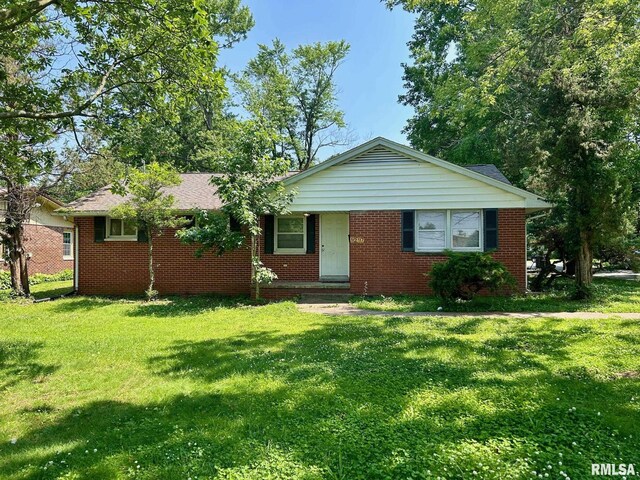1217 W Freeman St, Carbondale, IL 62901 - photo 2