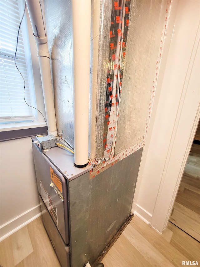 719 E Cherry St, Olney, IL 62450 - utilities with heating unit