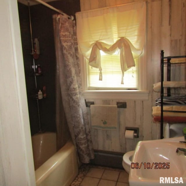 632 N Pershing St, Energy, IL 62933 - bathroom featuring shower / bathtub combination with curtain and tile patterned floors