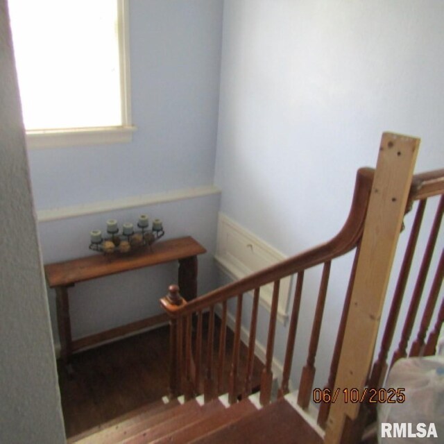 632 N Pershing St, Energy, IL 62933 - view of stairs