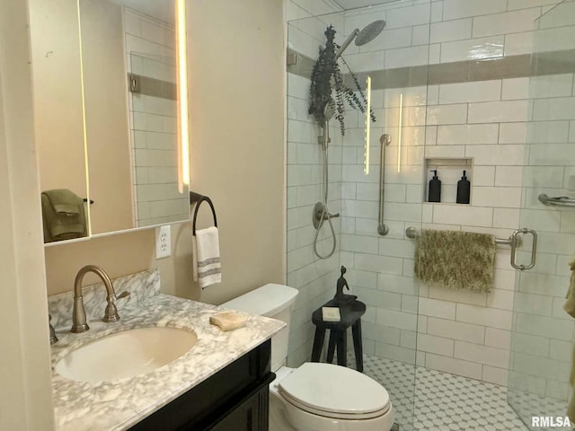 2223 N Ave, Metropolis, IL 62960 - full bath featuring a shower stall and vanity