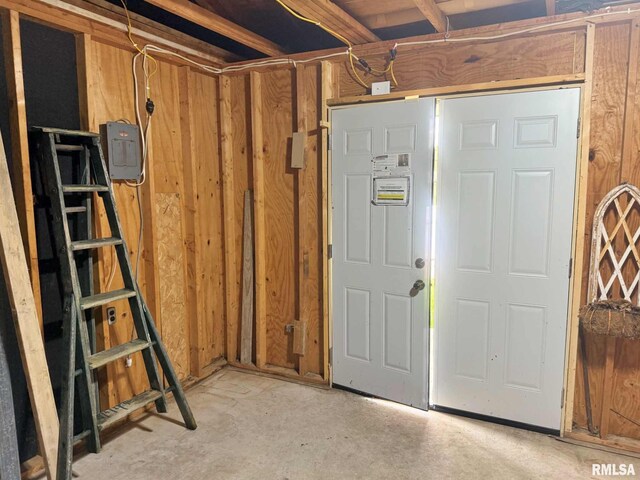 2223 N Ave, Metropolis, IL 62960 - view of below grade area