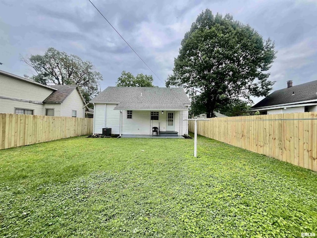314 W 12th St, Metropolis, IL 62960 - back of house with a patio area and a fenced backyard