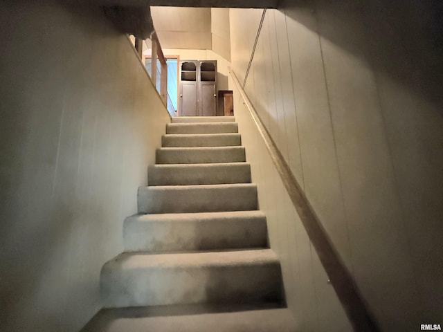 306 E 5th St, West Frankfort, IL 62896 - view of stairway