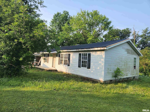 3 Warren Way, Dix, IL 62830 - photo 1