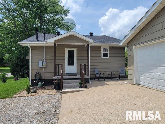 1501 Follis Ave, Johnston City, IL 62951 - photo 31
