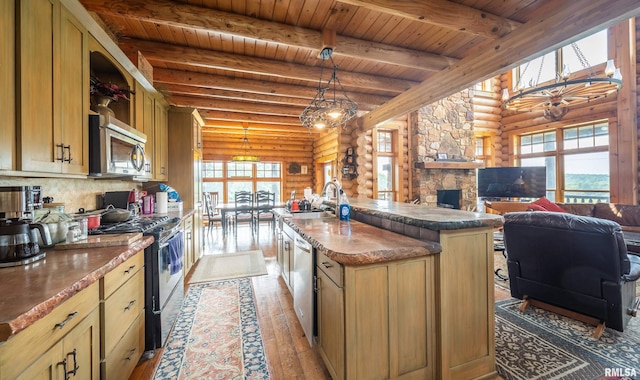 56 Dreamcatcher Ridge Dr, Herod, IL 62947