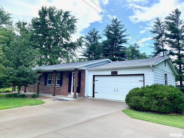 1309 E Stotlar St, Herrin, IL 62948 - photo 1