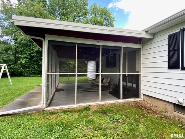 1309 E Stotlar St, Herrin, IL 62948 - photo 38