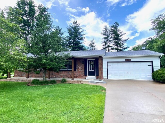 1309 E Stotlar St, Herrin, IL 62948 - photo 43