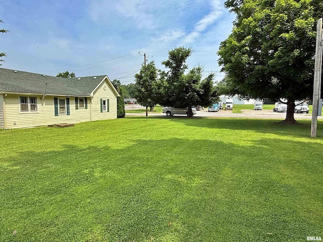 104 E 5th St, Brookport, IL 62910 - view of grassy yard
