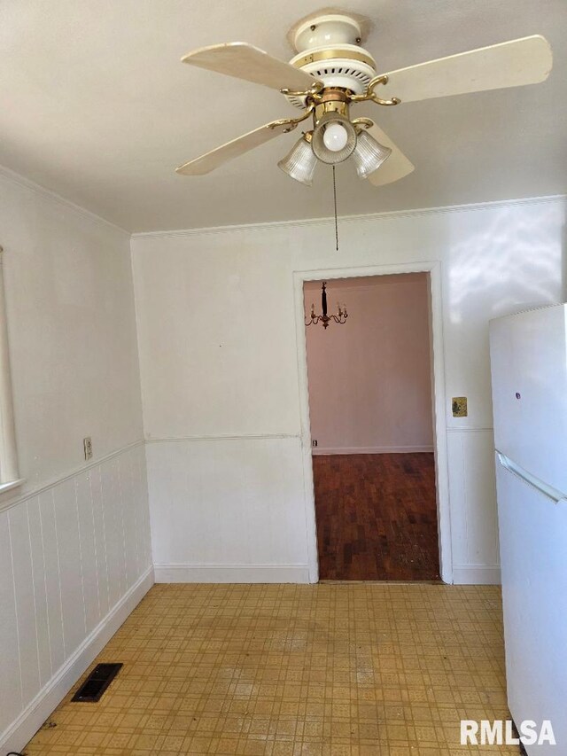516 Frederick St, Herrin, IL 62948 - photo 5