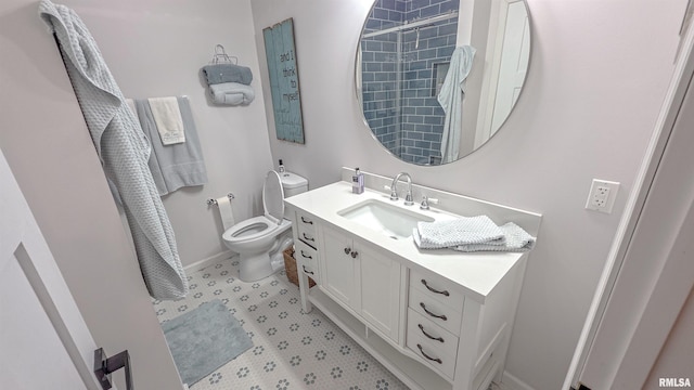2940 Parrish Rdg, Goreville, IL 62939 - full bathroom featuring vanity and a tile shower