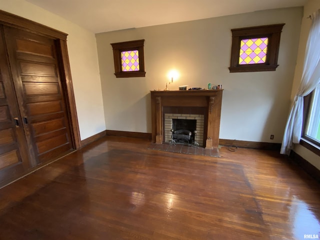 221 W Poplar St, Harrisburg, IL 62946 - photo 2