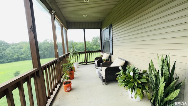 2209 Cedar Hill Rd, West Frankfort, IL 62896 - view of sunroom
