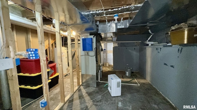 2209 Cedar Hill Rd, West Frankfort, IL 62896 - unfinished basement featuring electric water heater