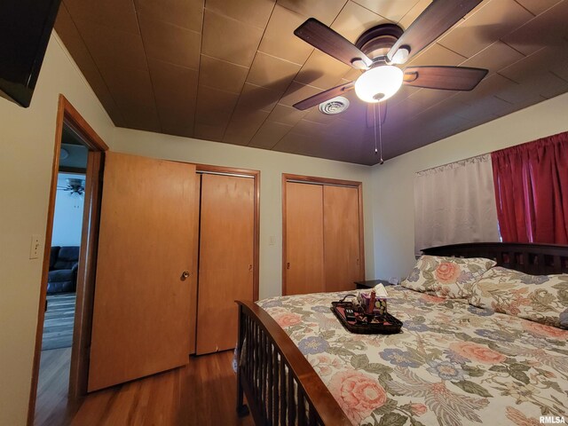 340 W St, Wolf Lake, IL 62998 - photo 16