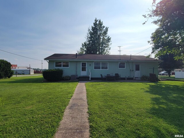 340 W St, Wolf Lake, IL 62998 - photo 32