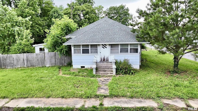 809 Highland St, Benton, IL 62812 - bungalow-style house with a shingled roof and crawl space