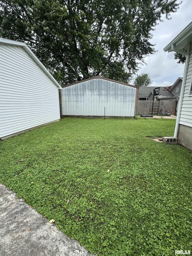 306 W Kaskaskia St, Pinckneyville, IL 62274 - view of yard