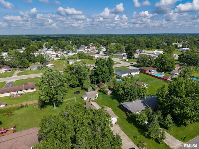 10 Monroe Ave, Salem, IL 62881 - aerial view of property and surrounding area featuring nearby suburban area