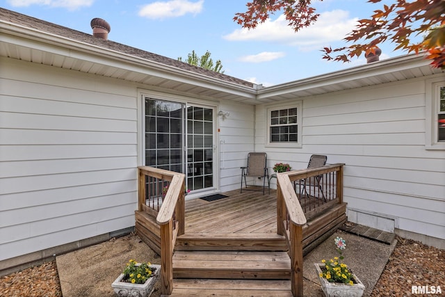 10 Monroe Ave, Salem, IL 62881 - view of wooden deck
