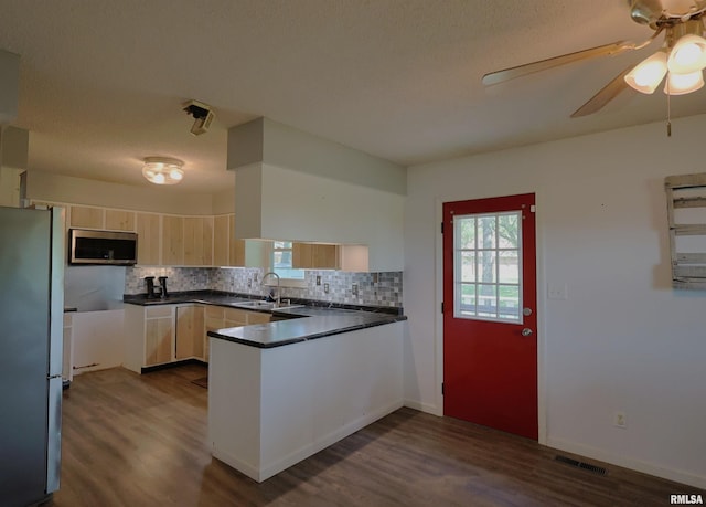 102 Hawthorne Ests, Salem, IL 62881 - photo 5